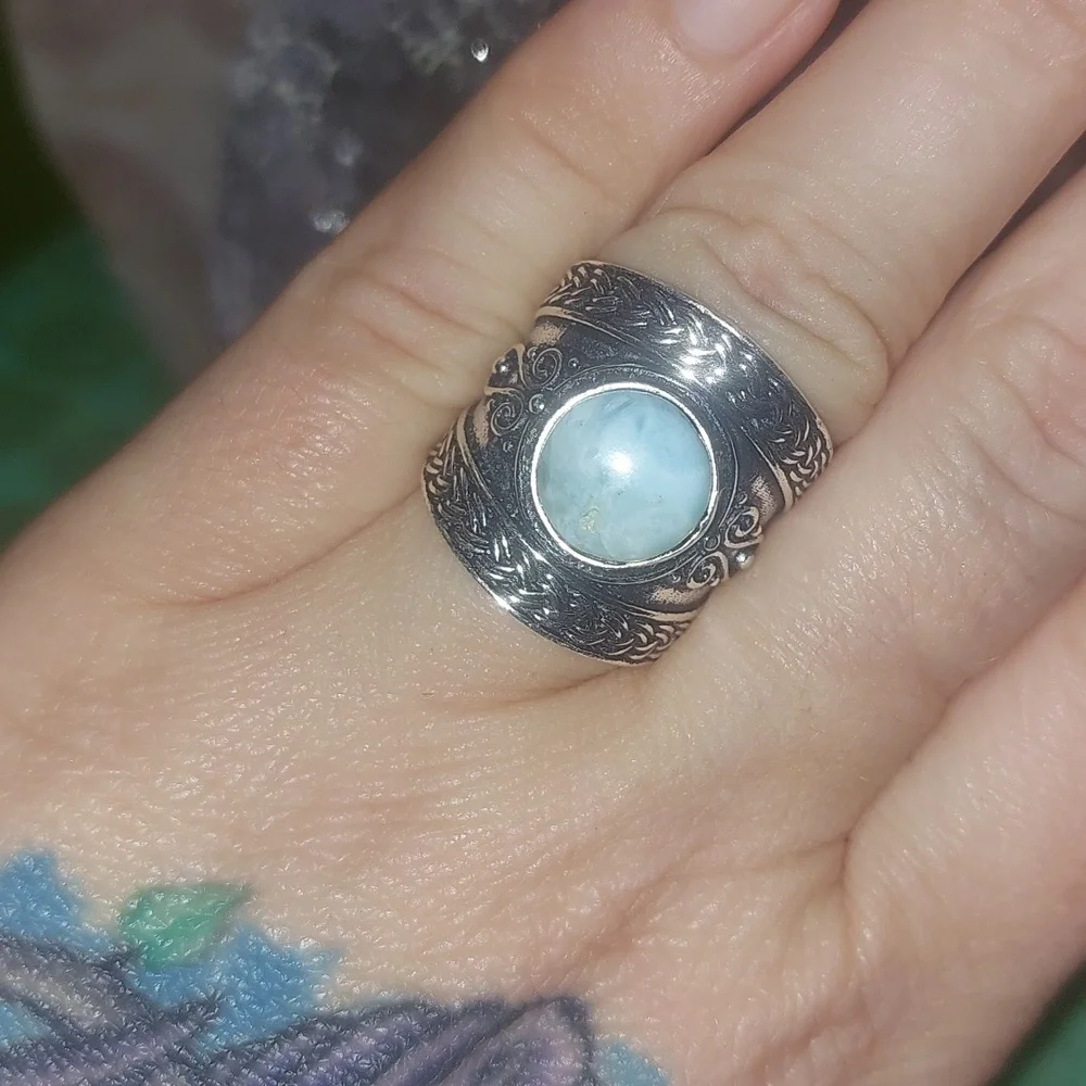 Wide Band Vintage Style Larimar Ring Size 7 - Picture 3 of 9